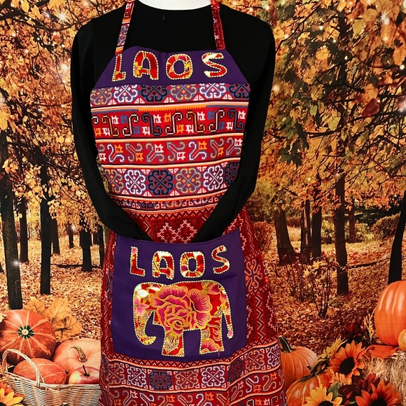 Aprons - Picture 4 of 16